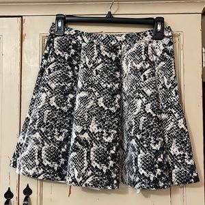 Abercrombie & Fitch skater skirt NWT